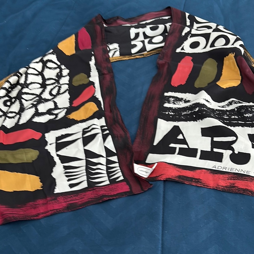 Adrienne Vittadini Artistic Scarf - Picture 4 of 5